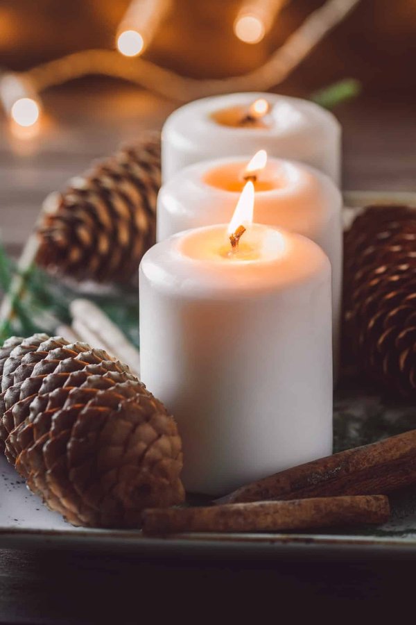 What's the Best Approach to Creating a Cozy and Stylish Book Nook for Small Spaces?